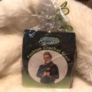 New Sensations fashion crochet scarf kit Jo-Ann exclusive